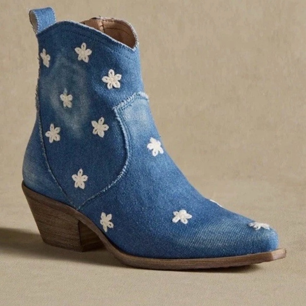 NEW Sundance Western Sojourner Boots Women’s 38 8 Denim Cowgirl Boho Made Italy